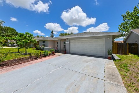 Casa en venta en Tampa, Florida, 3 dormitorios, 137.12 m2 № 1725509 - foto 4