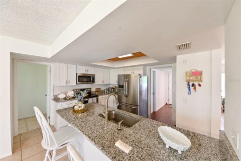 Casa en venta en Tampa, Florida, 3 dormitorios, 137.12 m2 № 1725509 - foto 17