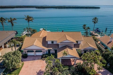 Villa ou maison à vendre à Saint Petersburg, Floride: 4 chambres, 537.16 m2 № 1526399 - photo 2