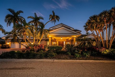 Villa ou maison à vendre à Saint Petersburg, Floride: 4 chambres, 537.16 m2 № 1526399 - photo 7