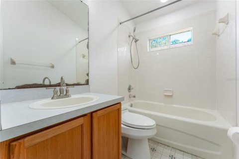Villa ou maison à vendre à Odessa, Floride: 4 chambres, 191.94 m2 № 2419138 - photo 29