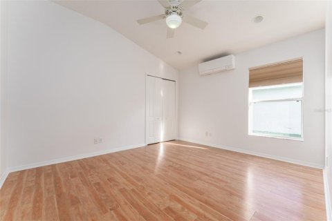 Villa ou maison à vendre à Odessa, Floride: 4 chambres, 191.94 m2 № 2419138 - photo 30