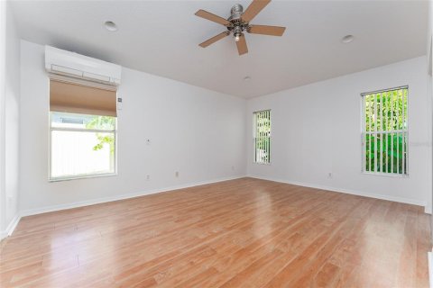 Villa ou maison à vendre à Odessa, Floride: 4 chambres, 191.94 m2 № 2419138 - photo 19