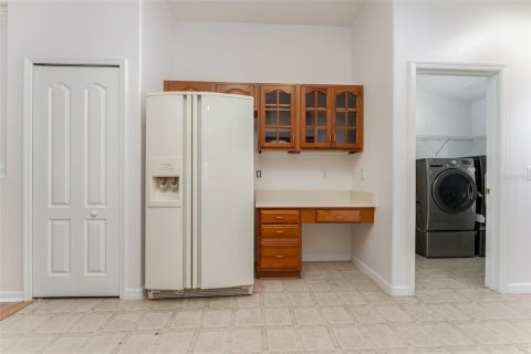 Villa ou maison à vendre à Odessa, Floride: 4 chambres, 191.94 m2 № 2419138 - photo 18