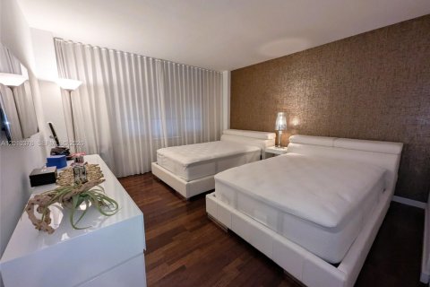Condominio en venta en Miami Beach, Florida, 2 dormitorios, 153.29 m2 № 2171038 - foto 18