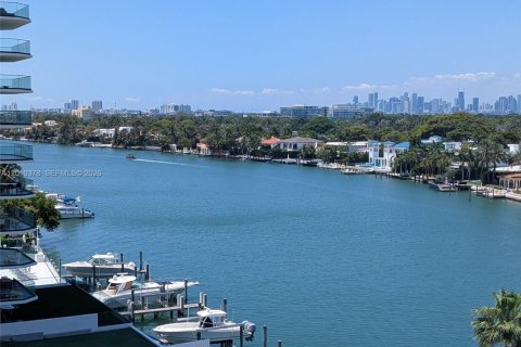 Condominio en venta en Miami Beach, Florida, 2 dormitorios, 153.29 m2 № 2171038 - foto 14