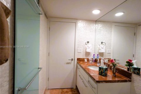 Condominio en venta en Miami Beach, Florida, 2 dormitorios, 153.29 m2 № 2171038 - foto 25