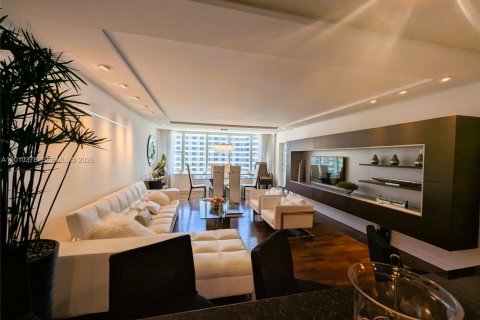 Condominio en venta en Miami Beach, Florida, 2 dormitorios, 153.29 m2 № 2171038 - foto 5