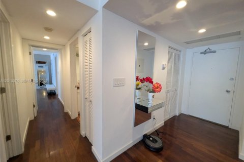 Condominio en venta en Miami Beach, Florida, 2 dormitorios, 153.29 m2 № 2171038 - foto 17
