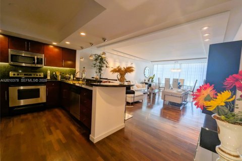 Condominio en venta en Miami Beach, Florida, 2 dormitorios, 153.29 m2 № 2171038 - foto 4