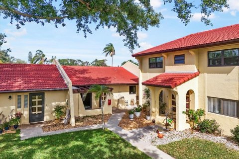 Condominio en Bradenton, Florida, 1 dormitorio  № 2105639