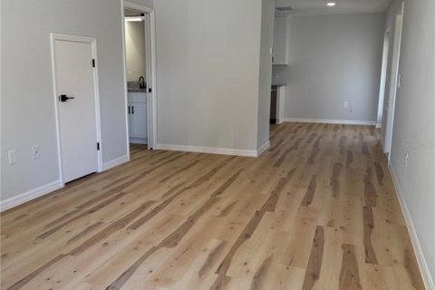 Touwnhouse à louer à Eustis, Floride: 2 chambres, 109.62 m2 № 1831724 - photo 3