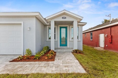 House in Pinellas Park, Florida 3 bedrooms, 180.23 sq.m. № 1554952 - photo 4