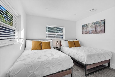 Casa en alquiler en Hollywood, Florida, 5 dormitorios, 112.32 m2 № 2010743 - foto 14