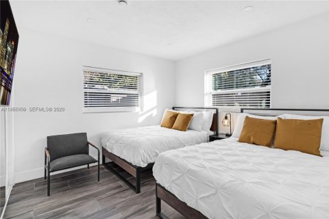 Casa en alquiler en Hollywood, Florida, 5 dormitorios, 112.32 m2 № 2010743 - foto 13