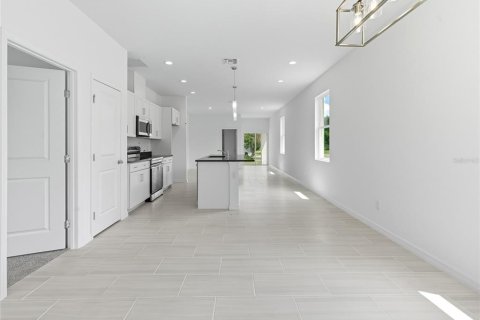 Villa ou maison à vendre à Sanford, Floride: 3 chambres, 130.43 m2 № 1899255 - photo 3