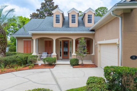 House in DeLand, Florida 4 bedrooms, 254.74 sq.m. № 2259149 - photo 2
