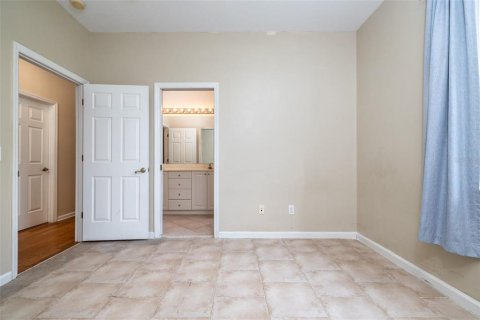 House in DeLand, Florida 4 bedrooms, 254.74 sq.m. № 2259149 - photo 30