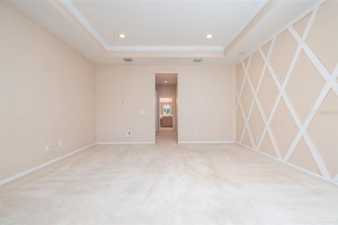 House in DeLand, Florida 4 bedrooms, 254.74 sq.m. № 2259149 - photo 24