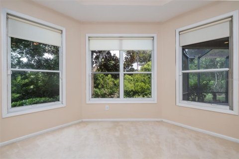 House in DeLand, Florida 4 bedrooms, 254.74 sq.m. № 2259149 - photo 23