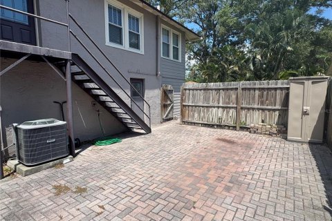House in Saint Petersburg, Florida 1 bedroom, 83.61 sq.m. № 1917406 - photo 4