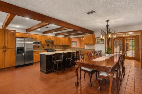 House in Fruitland Park, Florida 3 bedrooms, 276.2 sq.m. № 2234534 - photo 5