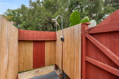 House in Fruitland Park, Florida 3 bedrooms, 276.2 sq.m. № 2234534 - photo 29