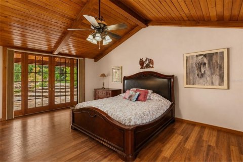 House in Fruitland Park, Florida 3 bedrooms, 276.2 sq.m. № 2234534 - photo 10