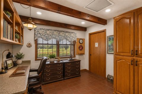House in Fruitland Park, Florida 3 bedrooms, 276.2 sq.m. № 2234534 - photo 7