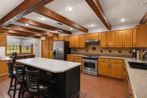 House in Fruitland Park, Florida 3 bedrooms, 276.2 sq.m. № 2234534 - photo 6
