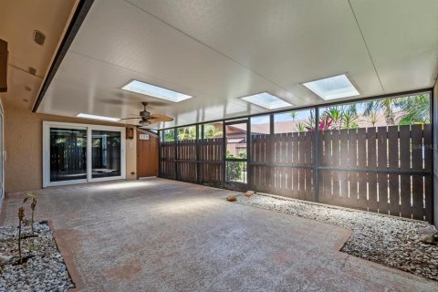 Villa ou maison à vendre à North Fort Myers, Floride: 2 chambres, 94.76 m2 № 1718999 - photo 26