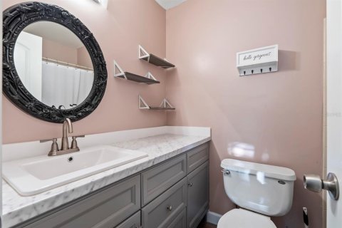Villa ou maison à vendre à North Fort Myers, Floride: 2 chambres, 94.76 m2 № 1718999 - photo 18