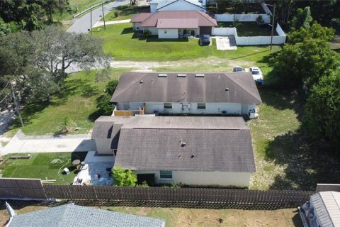 Commercial property in Orlando, Florida 7 bedrooms, 266.07 sq.m. № 2376636 - photo 4