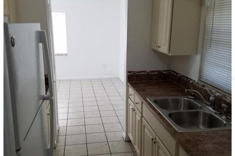 Commercial property in Orlando, Florida 7 bedrooms, 266.07 sq.m. № 2376636 - photo 14