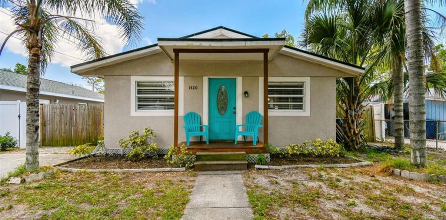 House in Tampa, Florida 2 bedrooms, 88.35 sq.m. № 1742848