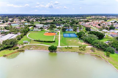 Купить виллу или дом в Саммерфилд, Флорида 6 комнат, 130.25м2, № 2239417 - фото 30
