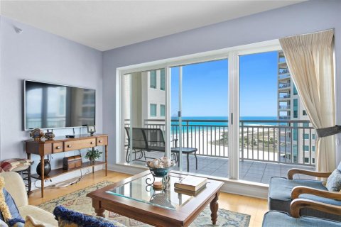 Condominio en alquiler en Clearwater, Florida, 2 dormitorios, 132.57 m2 № 1786627 - foto 1
