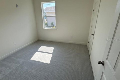 House in Palm Coast, Florida 4 bedrooms, 221.2 sq.m. № 1523932 - photo 11