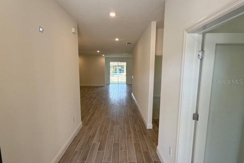 House in Palm Coast, Florida 4 bedrooms, 221.2 sq.m. № 1523932 - photo 2