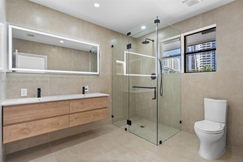 Купить виллу или дом в Санни-Айлс-Бич, Флорида 4 спальни, 322.37м2, № 1977071 - фото 26