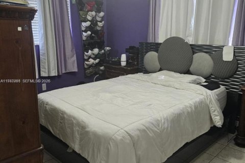 Casa en venta en Cutler Bay, Florida, 3 dormitorios, 125.6 m2 № 2003845 - foto 8