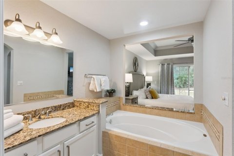 Townhouse in Kissimmee, Florida 3 bedrooms, 197.32 sq.m. № 2390934 - photo 30