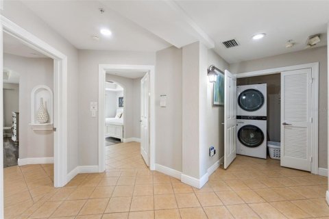 Townhouse in Kissimmee, Florida 3 bedrooms, 197.32 sq.m. № 2390934 - photo 7