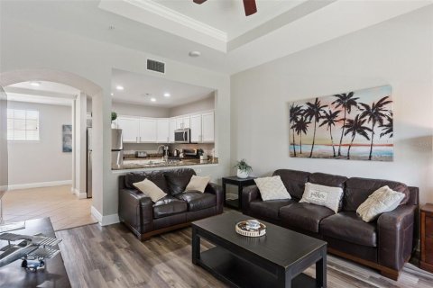 Townhouse in Kissimmee, Florida 3 bedrooms, 197.32 sq.m. № 2390934 - photo 11