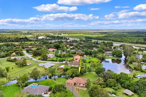 Villa ou maison à vendre à Southwest Ranches, Floride: 3 chambres, 227.42 m2 № 2351441 - photo 9