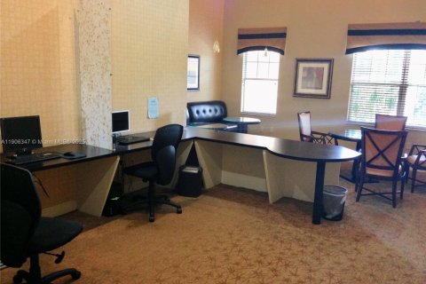 Copropriété à louer à West Palm Beach, Floride: 2 chambres, 98.29 m2 № 1956917 - photo 24