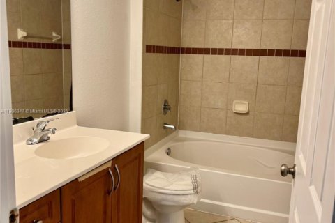 Copropriété à louer à West Palm Beach, Floride: 2 chambres, 98.29 m2 № 1956917 - photo 11