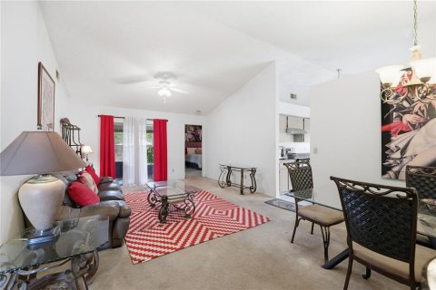 Casa en venta en Brandon, Florida, 3 dormitorios, 117.99 m2 № 2113676 - foto 2