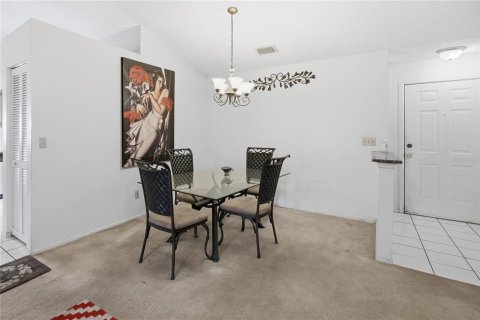 Casa en venta en Brandon, Florida, 3 dormitorios, 117.99 m2 № 2113676 - foto 4