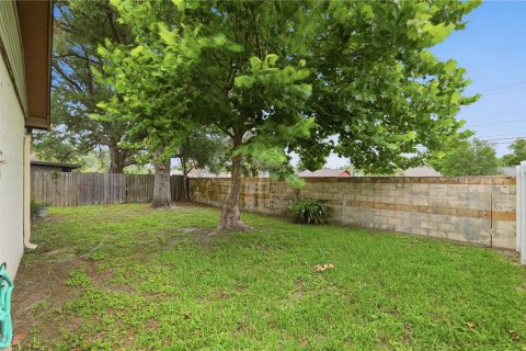Casa en venta en Brandon, Florida, 3 dormitorios, 117.99 m2 № 2113676 - foto 24